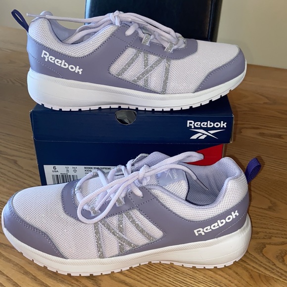 BNWT Reebok road supreme - Picture 1 of 5